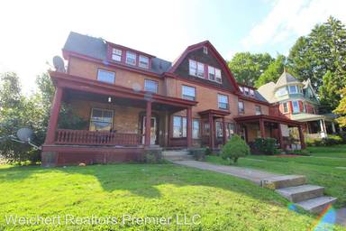 Main picture of 705 Hepburn St