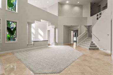 Main picture of 31 Newcastle Ln