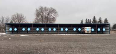 Main picture of 1735 Main St