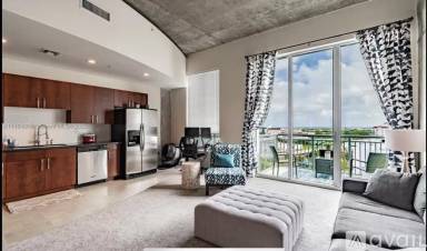 Main picture of The Edge West Palm Beach