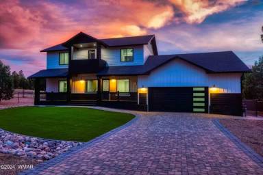 Main picture of 4910 W Mountain Hollow Loop