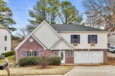 Main picture of 736 Ridge Way Cir