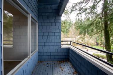 Main picture of 4589 Galewood St