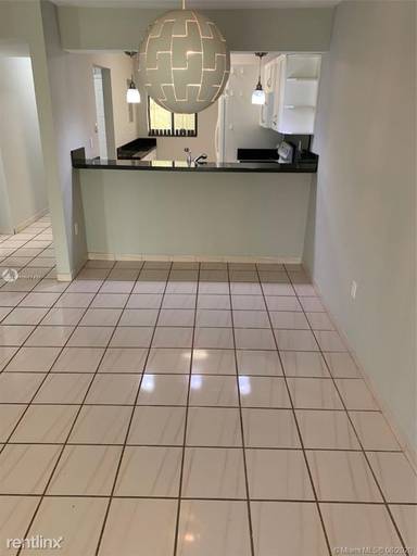 Main picture of Tamiami Village Condo