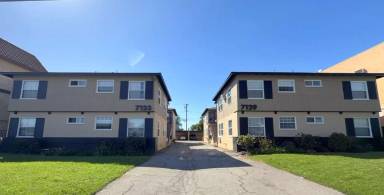 Main picture of 7123 Hazeltine Ave