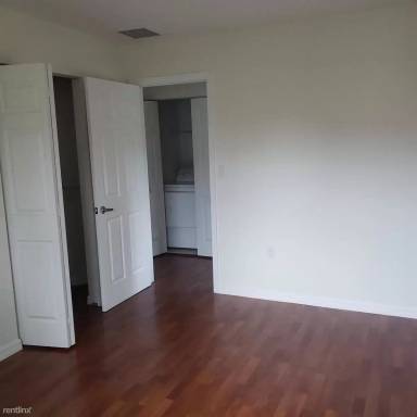 Main picture of 4762 E Station Sq