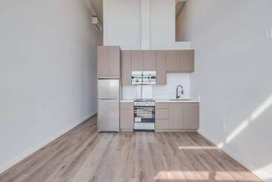 Main picture of 3279 San Marino St