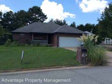 Main picture of 7 Bernard Dr