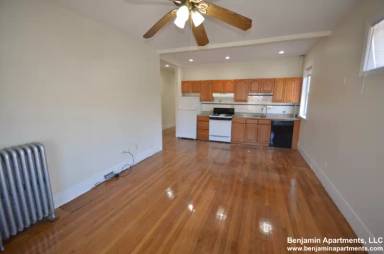 Main picture of 1412 Commonwealth Ave