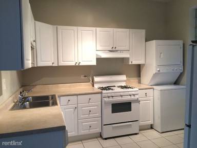 Main picture of 2056 W Division St