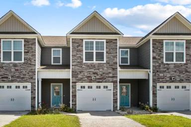 Main picture of 335 S Stingray Ln