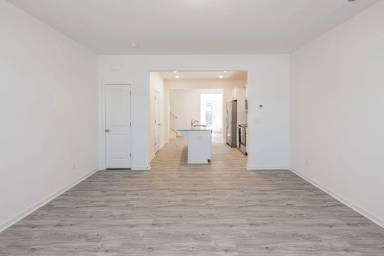 Main picture of 978 Anchor Way