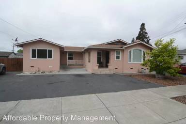 Main picture of 21145 Wilbeam Ave