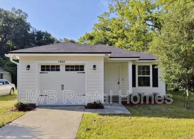 Main picture of 1052 Kenmore St