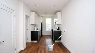 Main picture of 305 Woodbine St