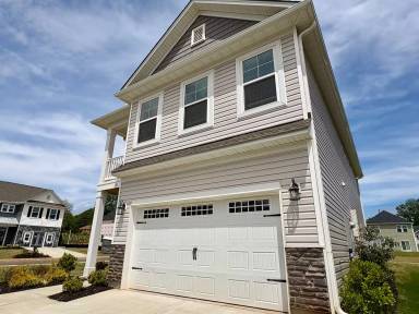 Main picture of 101 Brown Cir