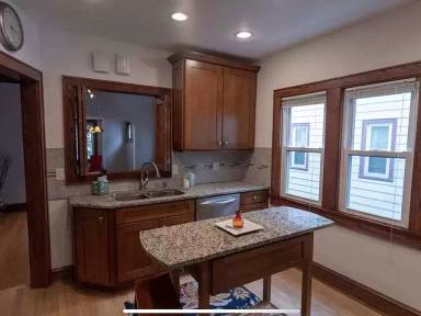 Main picture of 3257 S Springfield Ave