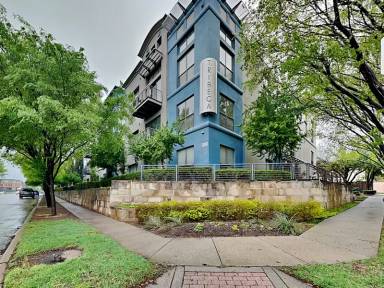 Main picture of 4414 Cedar Springs Rd