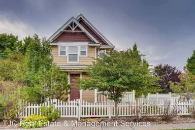Main picture of 2758 Central Park Blvd