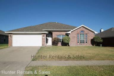 Main picture of 4311 Foster Ln