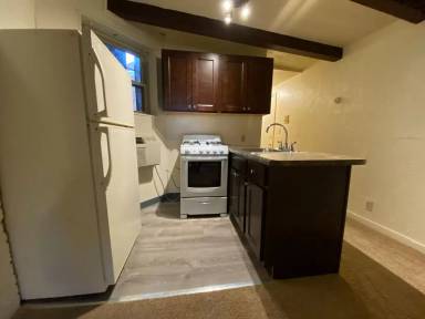 Main picture of 3320 Ward St