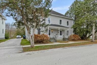 Main picture of 124 Pearl St