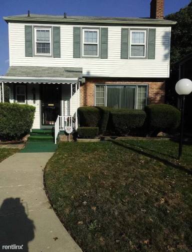 Main picture of 19330 Littlefield St