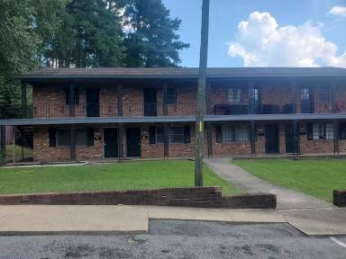 Main picture of 4110 S Dowfield Dr