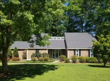 Main picture of 112 Olympia Dr