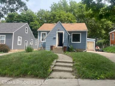 Main picture of 1308 W 14th St