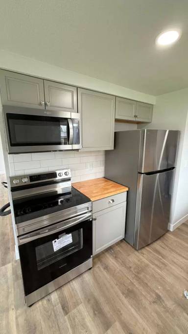 Main picture of 301 S Columbus Ave