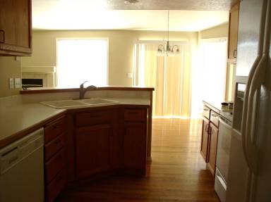 Main picture of 5423 N Rothmans Ave