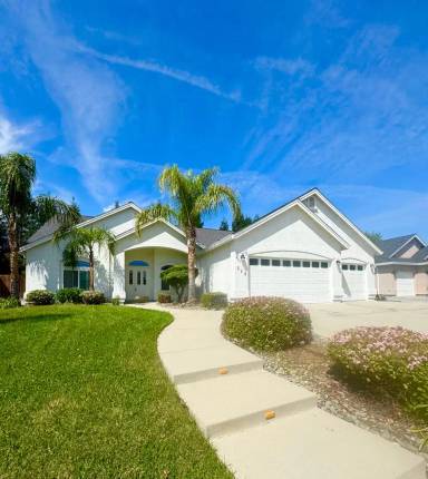 Main picture of 518 Castenda Dr