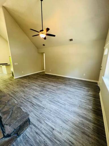 Main picture of 908 Spanish Oak Dr