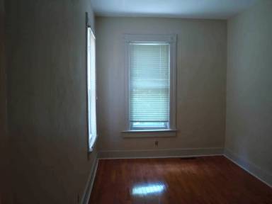 Main picture of 530 Russell St