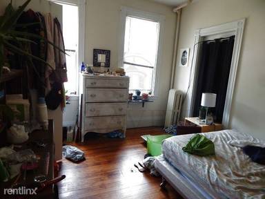 Main picture of 85 College Ave