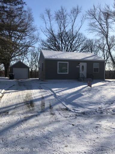 Main picture of 123 3rd Ave N