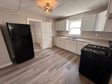 Main picture of 406 N Perkins St