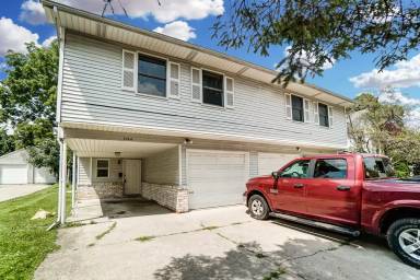 Main picture of 3162 Kylemore Rd