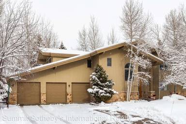 Main picture of 2238 Meadows Dr