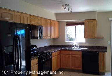 Main picture of 204 Main Cir