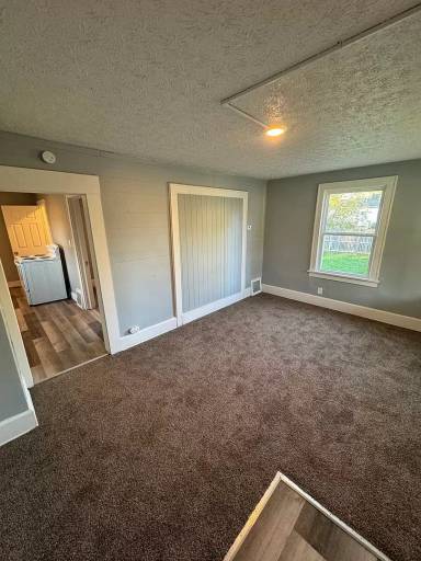 Main picture of 2104 17th St NE