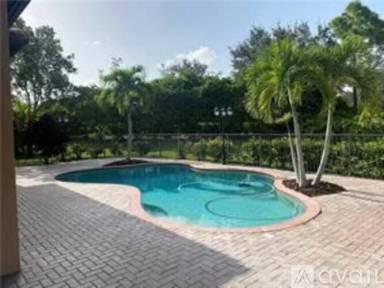 Main picture of 10929 NW 81st Mnr