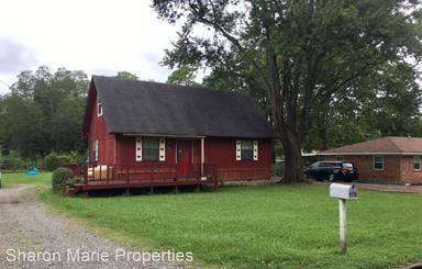 Main picture of 303 E Myrtle St