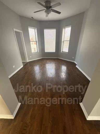 Main picture of 7314 S Kenwood Ave
