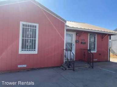 Main picture of 1025 N Dixie Blvd