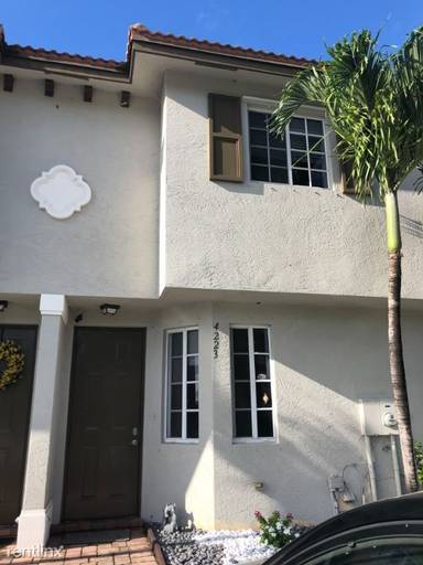 Main picture of 4223 Napoli Lake Dr
