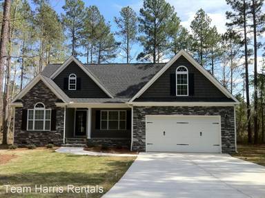 Main picture of 230 Maplewood Dr