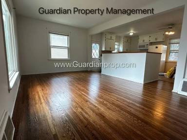 Main picture of 2944 Quebec Ave S