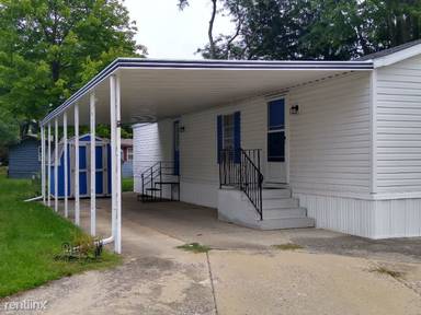 Main picture of 6082 University Ave
